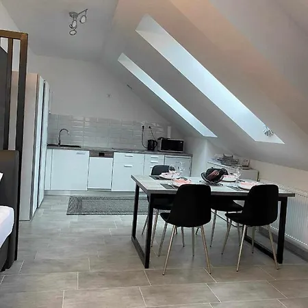 Csipke 3 Apartament *